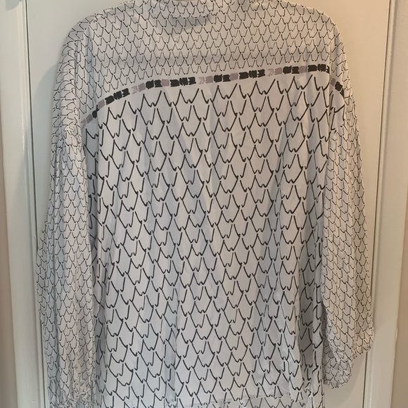 Business casual blouse, size 18/20 - Picture 2 of 2